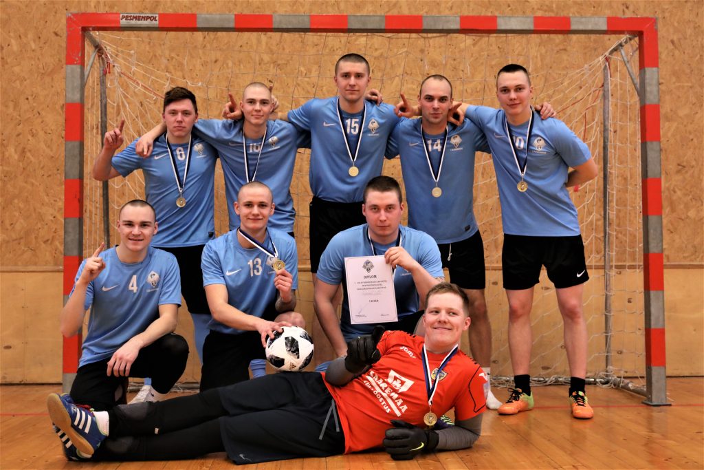 1. Jalaväebrigaadi lahtise saalijalgpalliturniiri võitis Kalevi jalaväepataljon